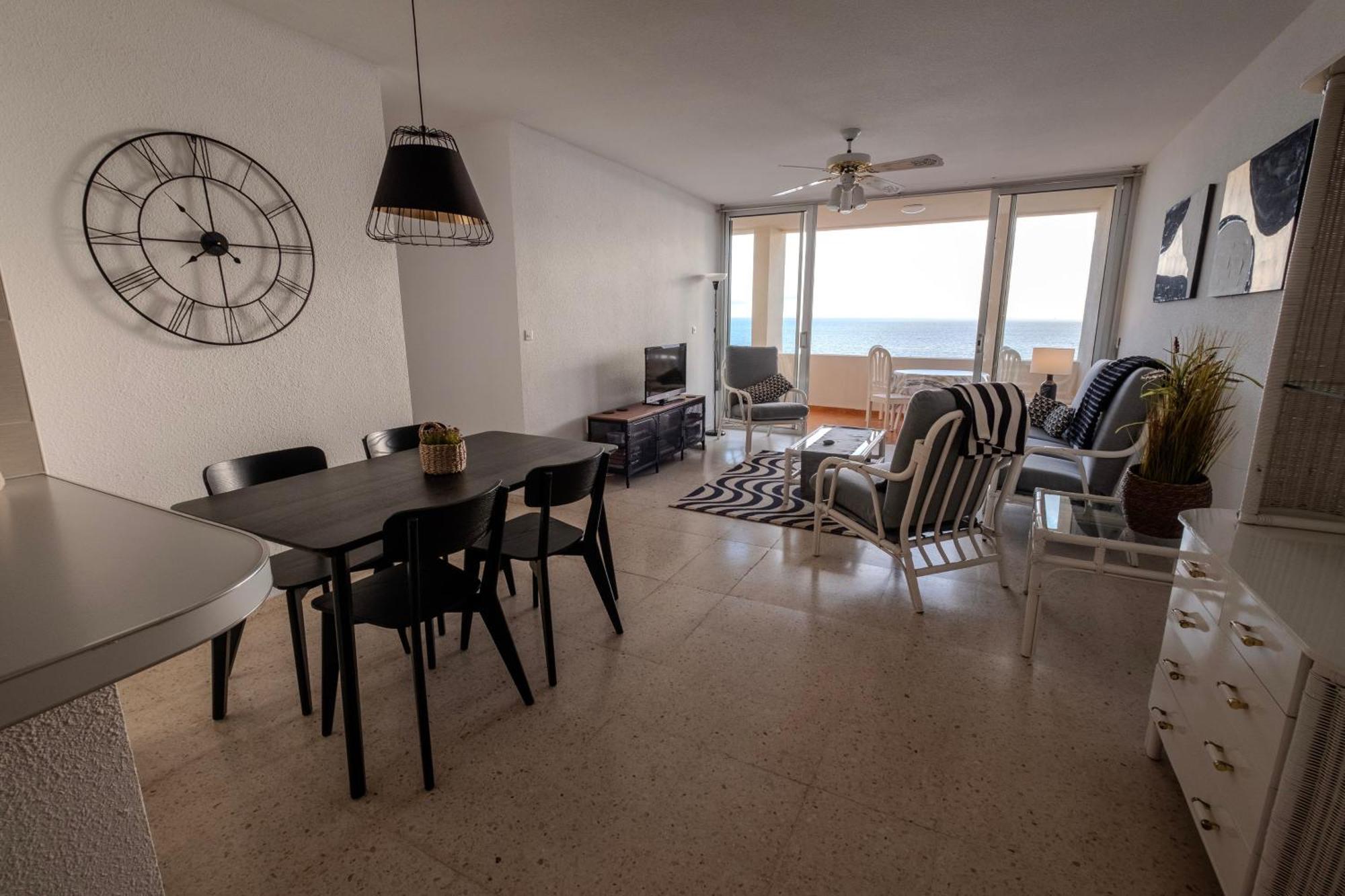 Tenerife Lizards - Apartment In The First Line กาเยาซัลวาเค ภายนอก รูปภาพ